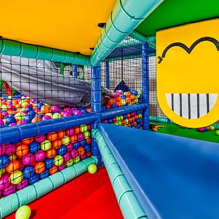 Z Prywatnym Jacuzzi - Zrodlo Izery Przy Gondoli Vip Sauna, Silownia, Bawialnia By Royal Aparts Appartamento Świeradów-Zdrój